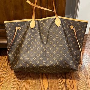 GM Louis Vuitton Neverfull bag, only used a full times. Comes with dust bag